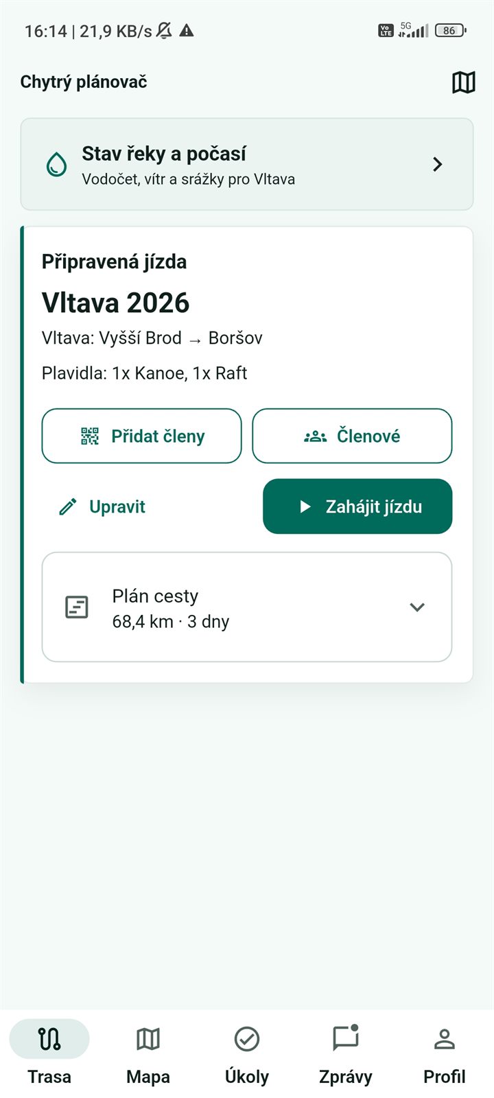 Připravená jízda Vltava 2026 s posádkou a tlačítkem Zahájit jízdu